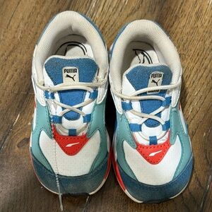 Puma Kids Sneakers - Teal, Red, and White Size 8C